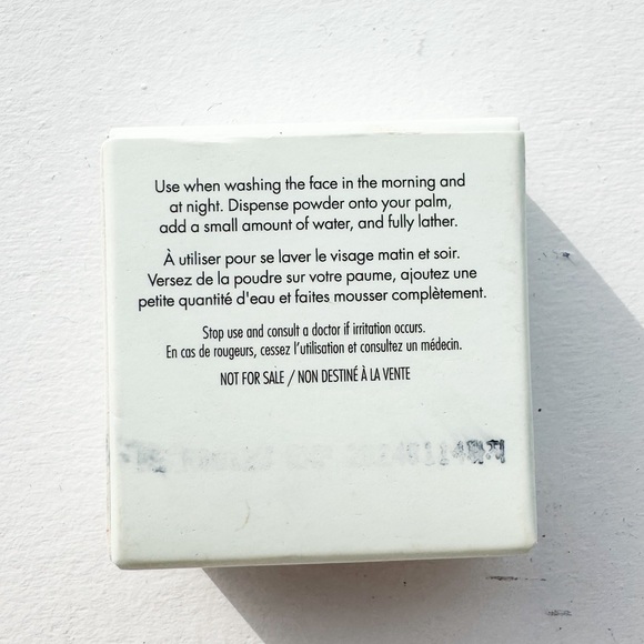 NWT AMORE PACIFIC TREATMENT ENZYME PEEL CLEANSING POWDER - Picture 2 of 5